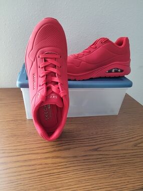 Skechers UNO Women's Bright Red Athletic Sneakers